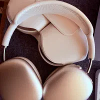 ایرپاد مکس airpod Max|پخش‌کننده همراه|صدرا-فارس, فاز ۱|دیوار