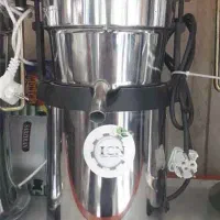 آبمیوه گیری بزرگ icn در حد نو