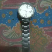 ساعت اصل با گردنبند