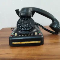 تلفن قدیمی|کلکسیون اشیاء عتیقه|تهران, نیروی هوایی (پیروزی)|دیوار