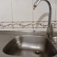 سینک و شیر آب