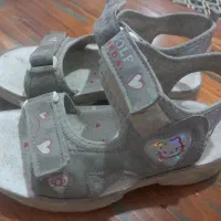 کفش دخترانه سایز۳۵ وصندل سبک سایز۳۱|کفش و لباس بچه|محمدشهر, محمدشهر|دیوار