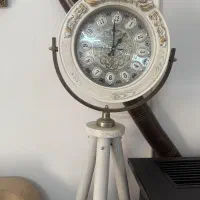 ساعت ایستاده