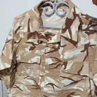 دو دست لباس سربازی