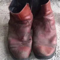 کلاه کاست وکفش چرم اصل