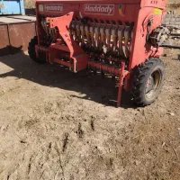 ردیفکار ۲۱ ردیف ریز دانه کار بذرپاش  ۴۰ هکتار کار