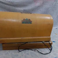 دو عدد چرخ خیاطی قدیمی ( ژانومه . ثریا )