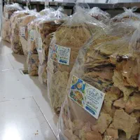 تامین نان خشک سنتی یزد برای شما