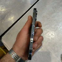 آیفون 13pro خشک