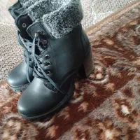 کفش بوتپاشنهبلند|کیف، کفش، کمربند|سلماس, |دیوار