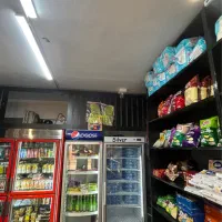 فروشنده بوفه بیمارستان روز کار