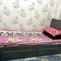 تخت یک نفره در حد نو سایز ۲۰۰*۹۰