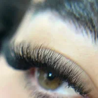 خدمات اقتصادی اکستنشن مژه داعم وموقت و لیفت ابرو