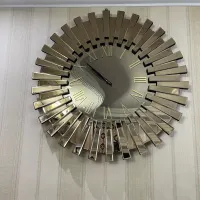 ساعت دیواری آینه ای بزرگ