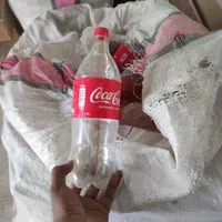 بطری نوشابه کوکا سالم و بدون خرابی|ظروف نگهدارنده، پلاستیکی، یک‌بارمصرف|مشهد, پورسینا|دیوار