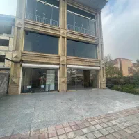 فروش-تجاری-در-3طبقه-متراژ-کل-700متر
