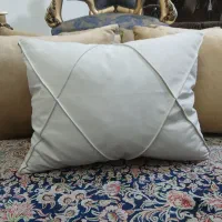 کوسن بادمجانی|مبلمان خانگی و میز عسلی|تهران, جمال‌زاده|دیوار