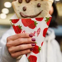 کار در کافه بستنی  کارگر ساده و حرفه ای