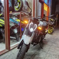 بنلی دو سیلندر ۳۰۰