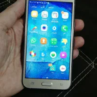 گوشی j5 فورجی