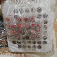 رژلب. مداد چشم. نونو