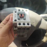 کنتاکتور متاسل ۲۲۰ولت آسانسور اکبند