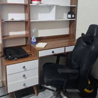 میز تحریر استفاده شده اما نو نو