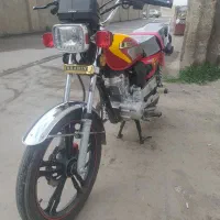 موتور لیفان 150 قرمز البالویی خط زرد