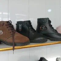 نیمبوتزنانهوبچهگانه|کیف، کفش، کمربند|الیگودرز, |دیوار