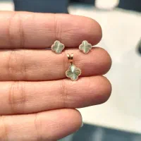 بورس طلاهای مینیمال
