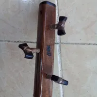 تنبور ۳مهر استادبراخانی|سازهای سنتی|کرمانشاه, |دیوار