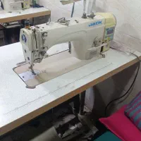 چرخ راسته A4جک سخنگو به فروش می‌رسد