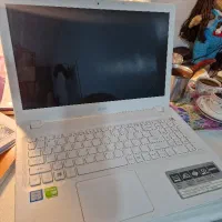 یک عدد لپ تاپ acer