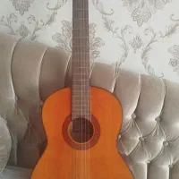 گیتار قدیمی اصل
