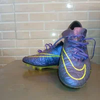 کفش فوتبال چمن