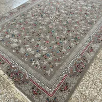 بیش از۳۰۰مدل فرش افشان ۷۰۰شانه گیلدا موجود کردیم