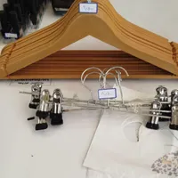 چوب لباسی|بندرخت و رخت‌آویز|شیراز, شهرک سراج‎|دیوار