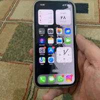 ایفون ۱۵ آک