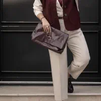 ست کامل|لباس|شیراز, دروازه قران|دیوار