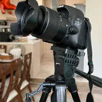 دوربین Canon 200D وای‌فای‌دار/با تجهیزات