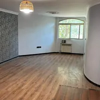 آپارتمان ۹۰ متری ۲ خوابه همکف