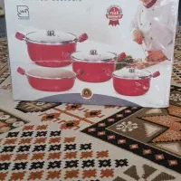 یک دست قابلمه