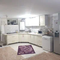 ۸۵ متر دوخوابه زیر همکف خ امام خمینی رودکی