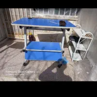 میز تحریر و کامپیوتر