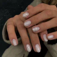 خدمات ناخن و تخفیف طراحی در اسفند ماه