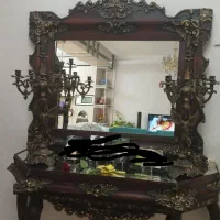 آینه و شمعدان. بسیار تمیز و بدون شکستگی. جنس چوب