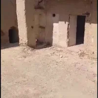 ملک در قلعه جمشیدی در نیم ور