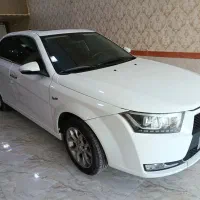 دنا 1402دارای سنسور باران بدون رنگ و بدون گریسگاری