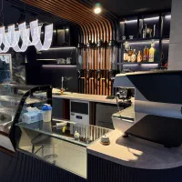 باریستا ترجیحا خانم با سابقه کاری