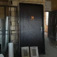 در ورودی ۱۱۰×۲۲۰آکارد حفاظ روشویی .ویترین با